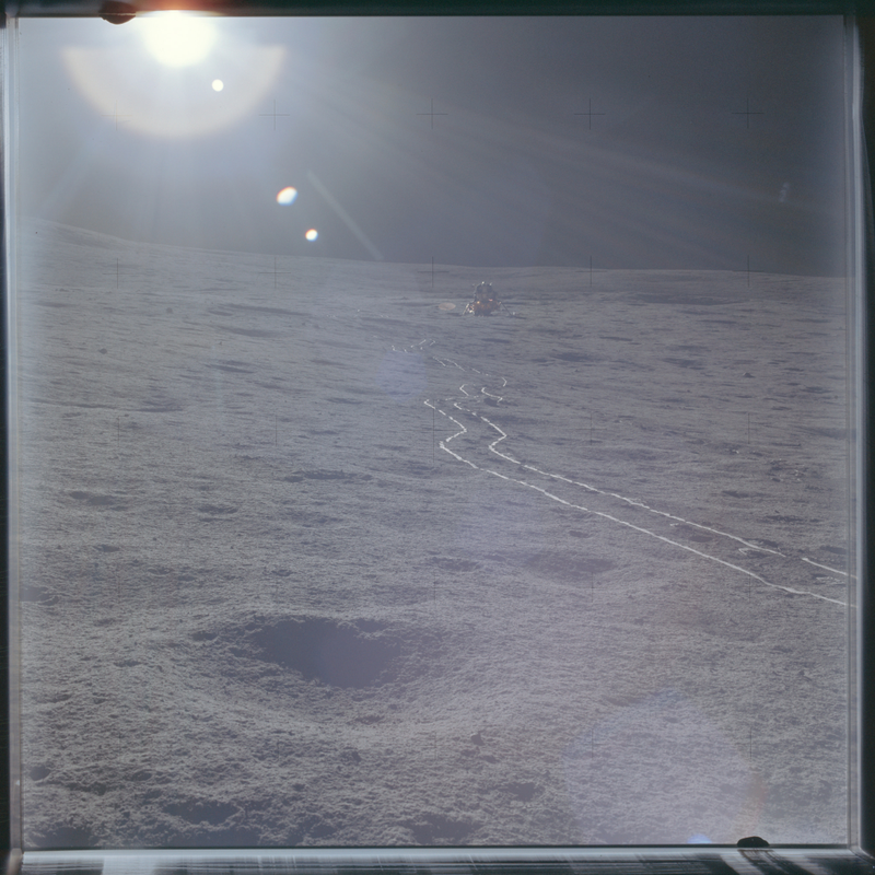 Illustration for article titled NASA Just Released 8,400+ Incredible High-Res Images From The Apollo Program